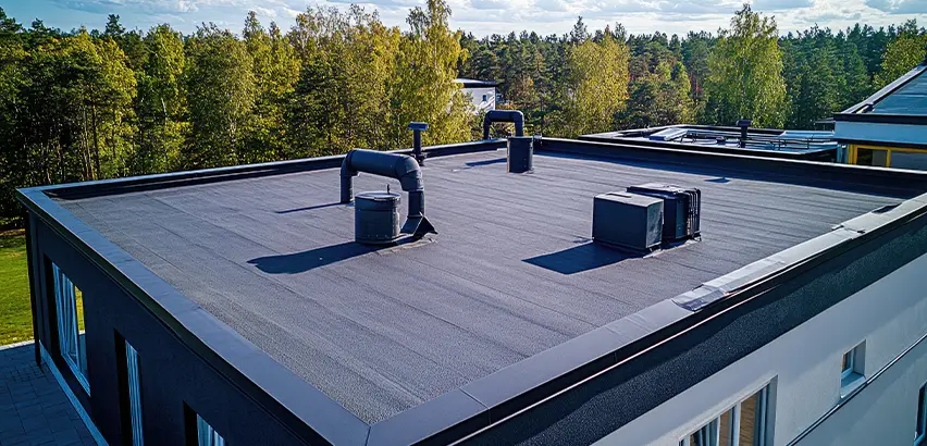 Professional Flat Roof Replacement Services in Wheaton, IL